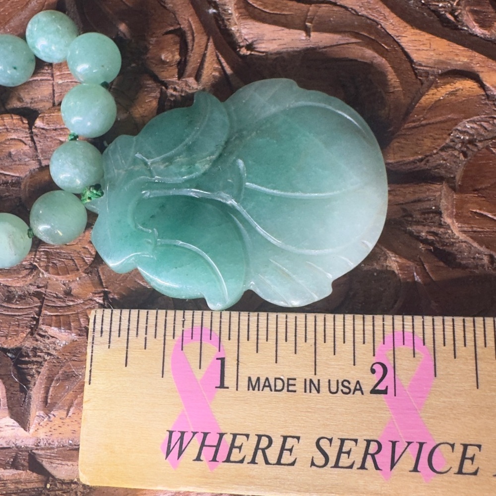 VTG Estate Pendant Necklace Apple Green Jade Hand Carved Floral Hong Kong 26” - Picture 8 of 11